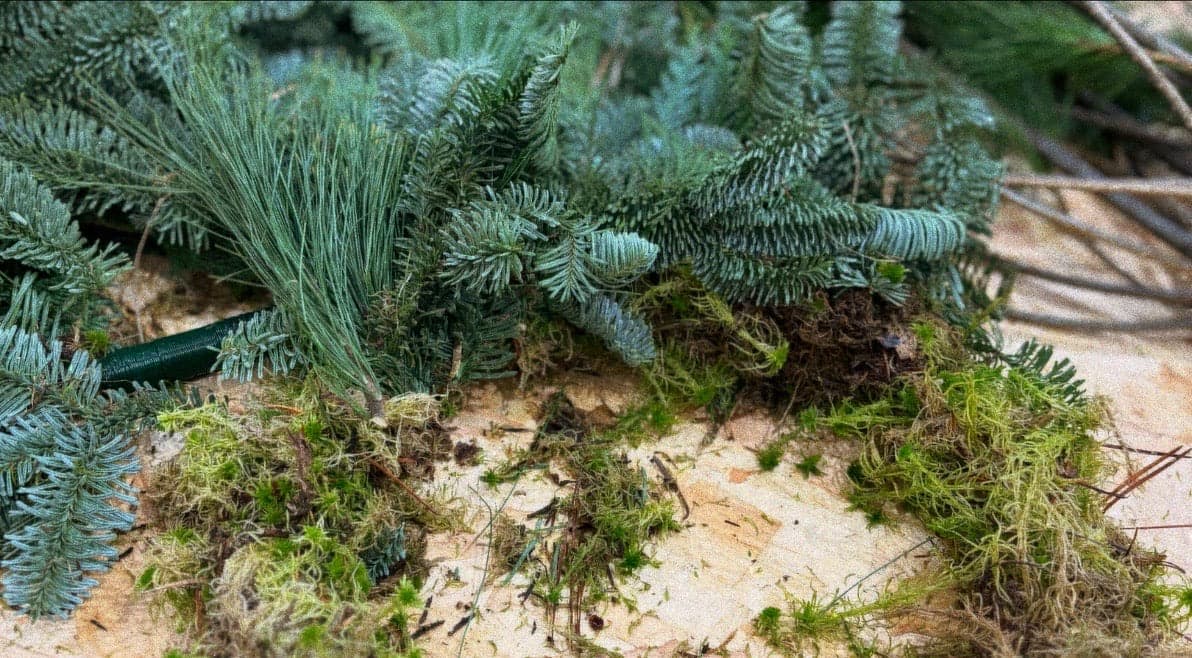 christmas-wreath-making